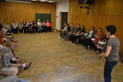 o_1ak8b8p9q1erd1p899do18fqd122r