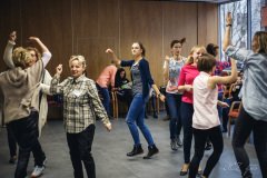 o_1b2u8815cfrr19i8185ifae79769